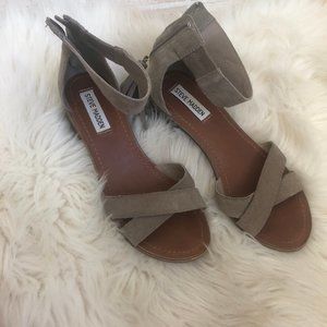 Steve Madden Ronnda Sandals